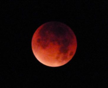 blood moon 010